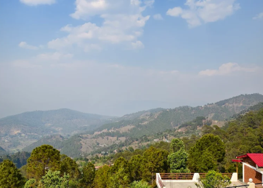 Uttarakhand Kausani Hotel View