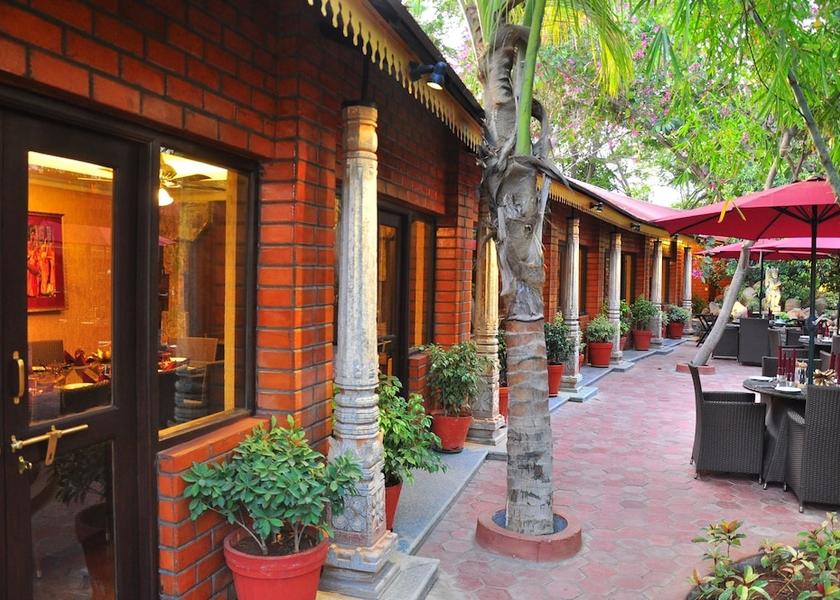 Telangana Hyderabad Outdoor dining