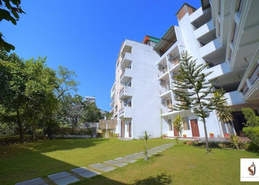 Uttarakhand Rishikesh Hotel Exterior