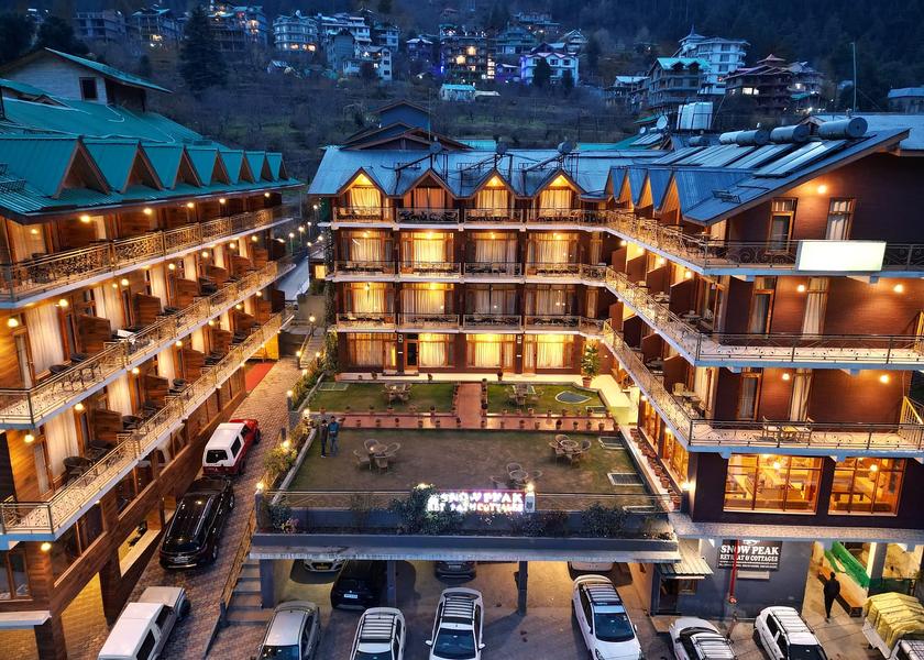 Himachal Pradesh Manali Hotel Exterior