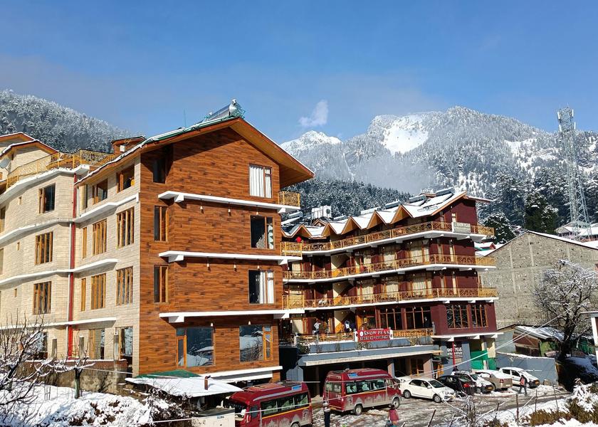 Himachal Pradesh Manali Hotel Exterior