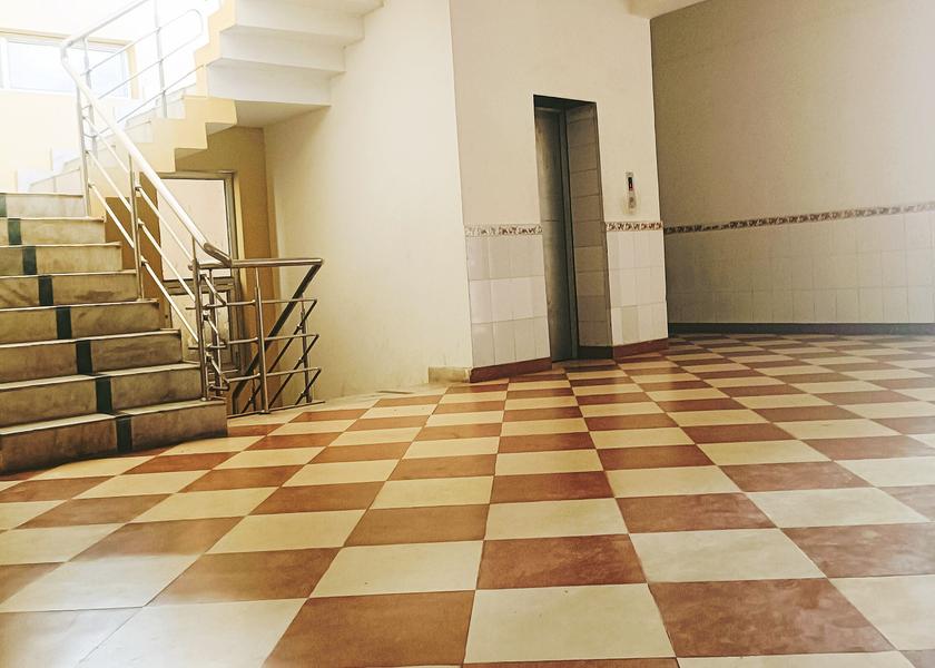 Uttar Pradesh Lucknow Public Areas