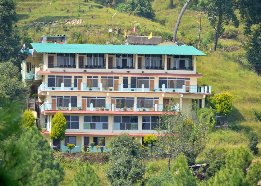 Uttarakhand Kausani Hotel Exterior