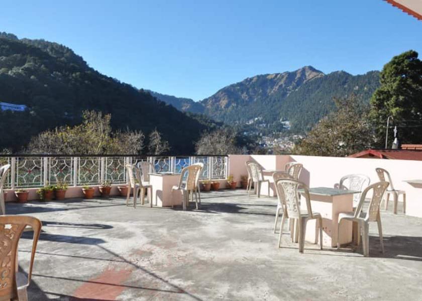 Uttarakhand Nainital Family Dining