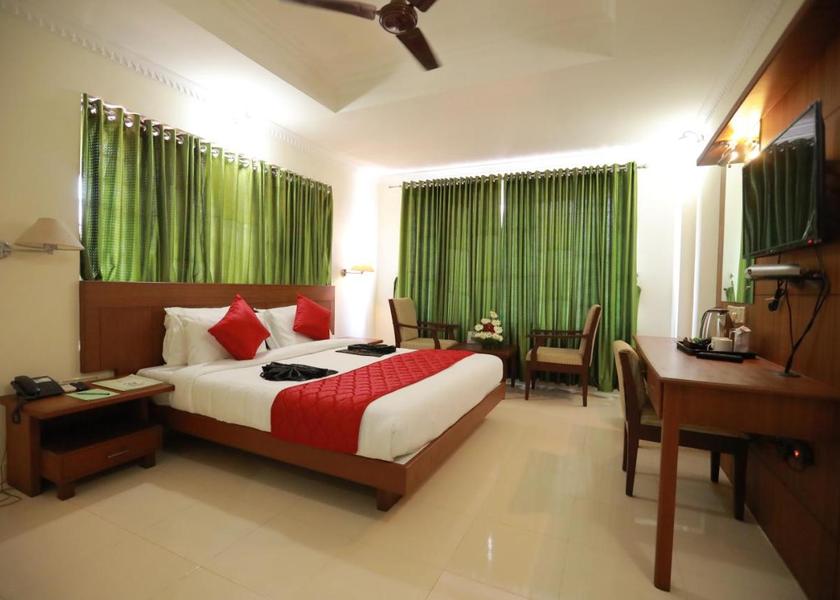 Kerala Thrissur Deluxe Room
