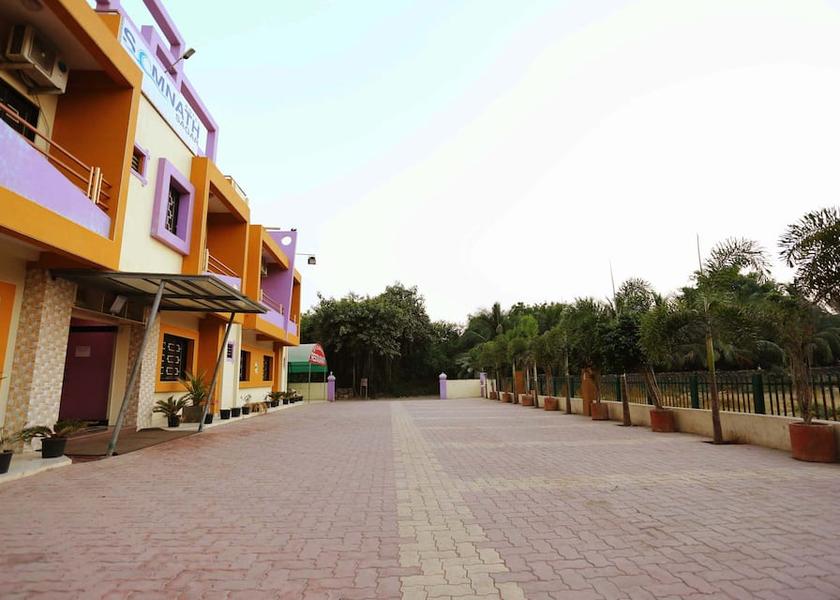 Gujarat Somnath hotel outerview