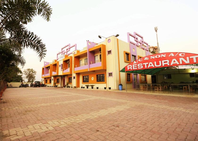 Gujarat Somnath Hotel Exterior