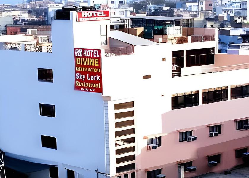Uttar Pradesh Varanasi Hotel Exterior