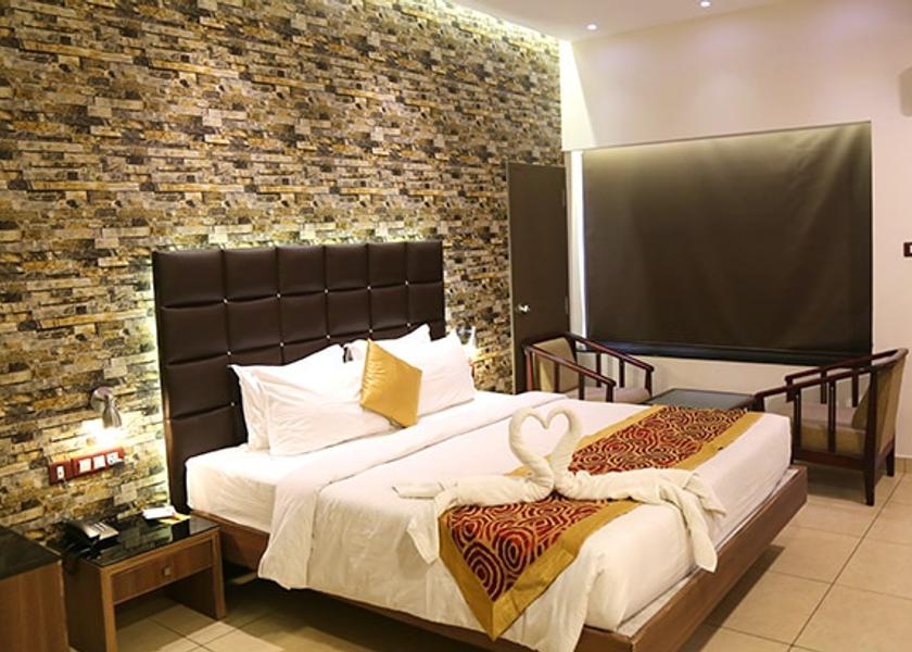 Kerala Thrissur Merlin State Deluxe  Room