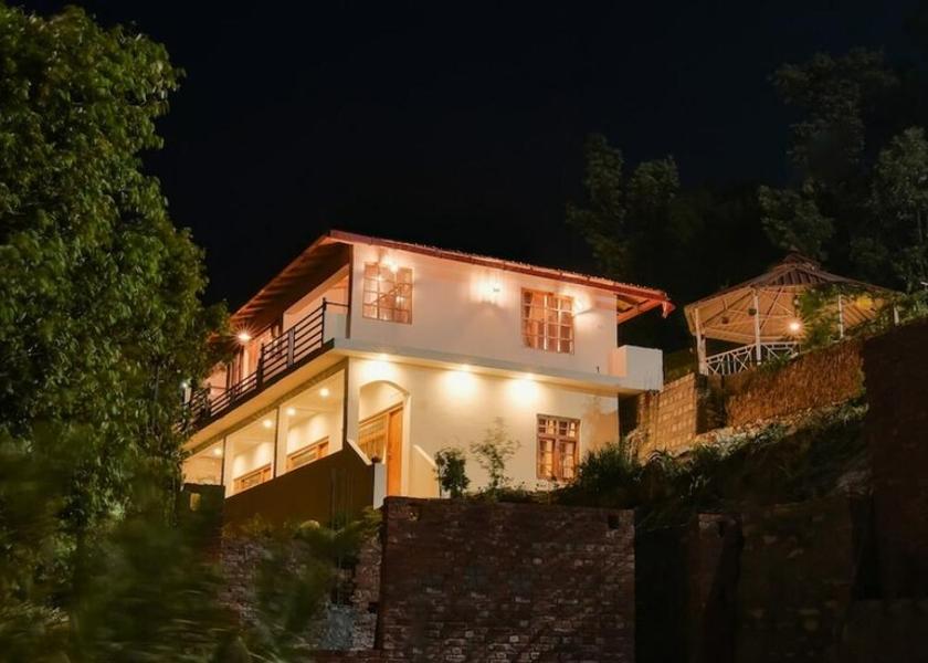 Uttarakhand Ranikhet Facade