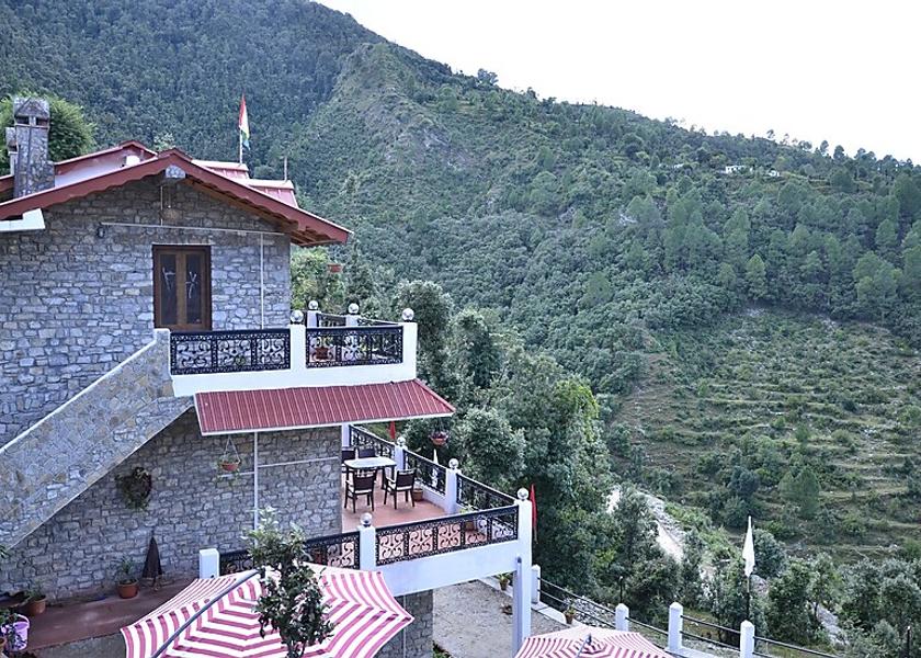 Uttarakhand Ranikhet Facade