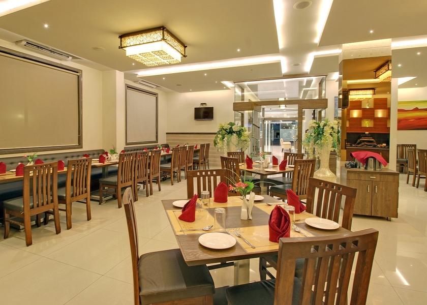 Maharashtra Shirdi Food & Dining