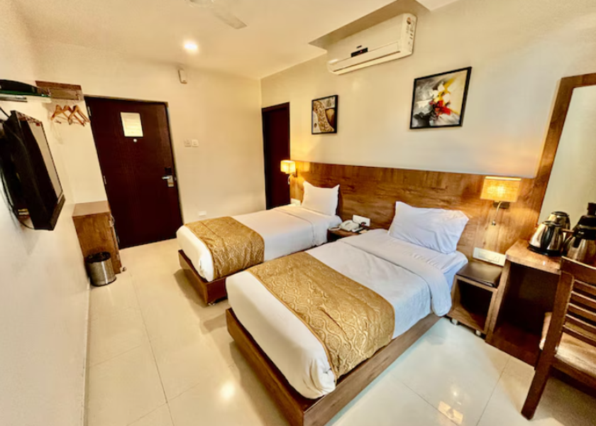 Maharashtra Shirdi Sai Blessings (Studio Room) Complimentary Shuttle Pick Up & Drop To Sai Baba Temple (Gate -3)