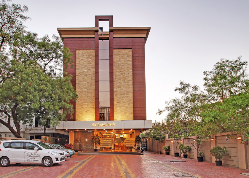 Maharashtra Shirdi Hotel Exterior