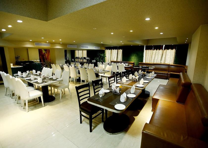 Uttar Pradesh Lucknow Food & Dining