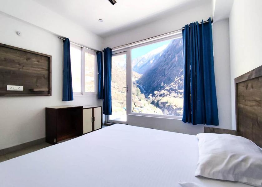 Uttarakhand Joshimath Suite River View