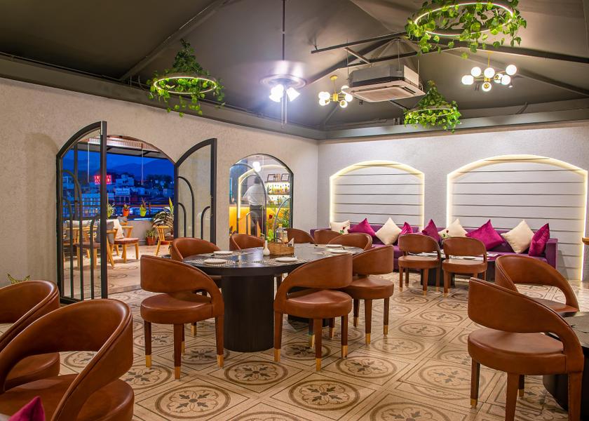 Uttarakhand Dehradun Food & Dining