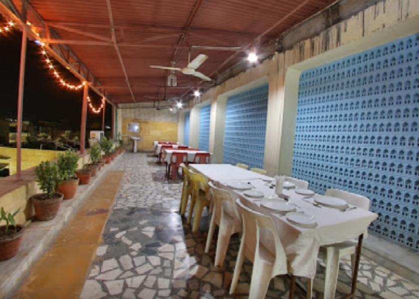 Uttar Pradesh Vrindavan Food & Dining