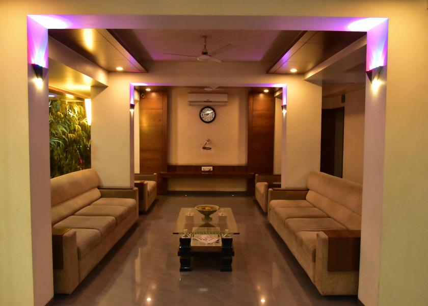 Maharashtra Shirdi Reception