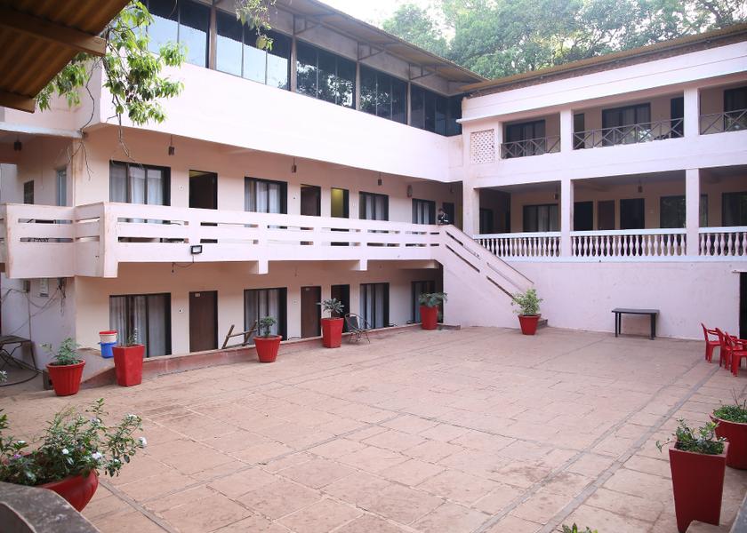 Maharashtra Matheran Hotel Exterior