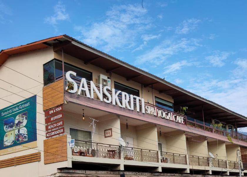 Uttarakhand Rishikesh Hotel Exterior