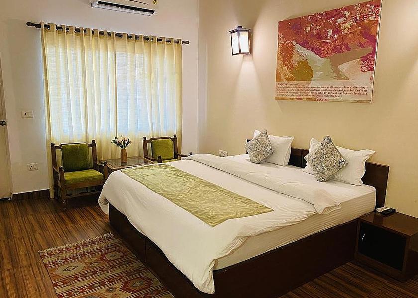 Uttarakhand Rishikesh Room
