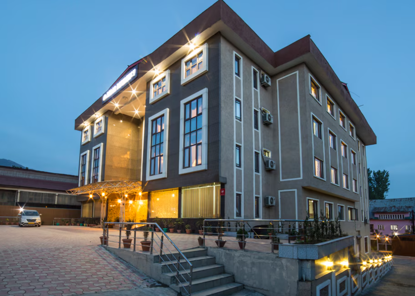 Jammu and Kashmir Srinagar Hotel Exterior