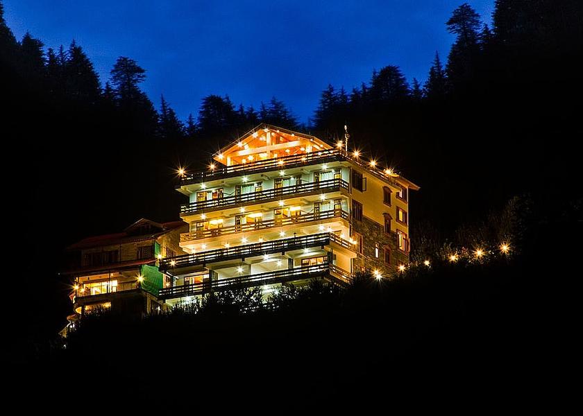 Himachal Pradesh Manali Front of property - evening/night