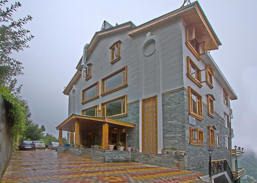 Himachal Pradesh Manali Hotel Exterior