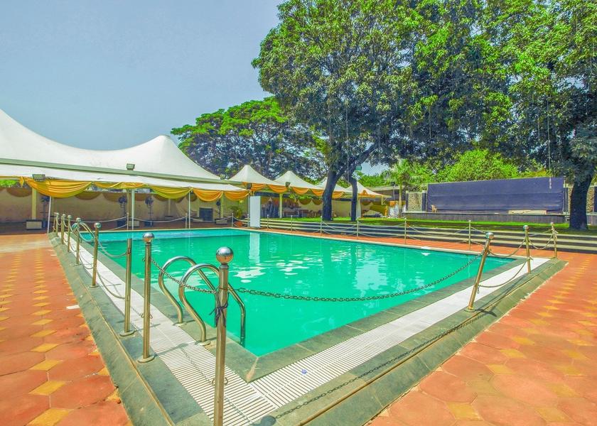 Maharashtra Lonavala Pool