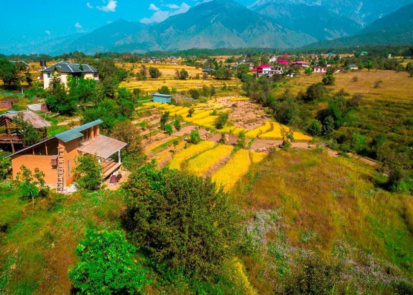 Himachal Pradesh Palampur Exterior view