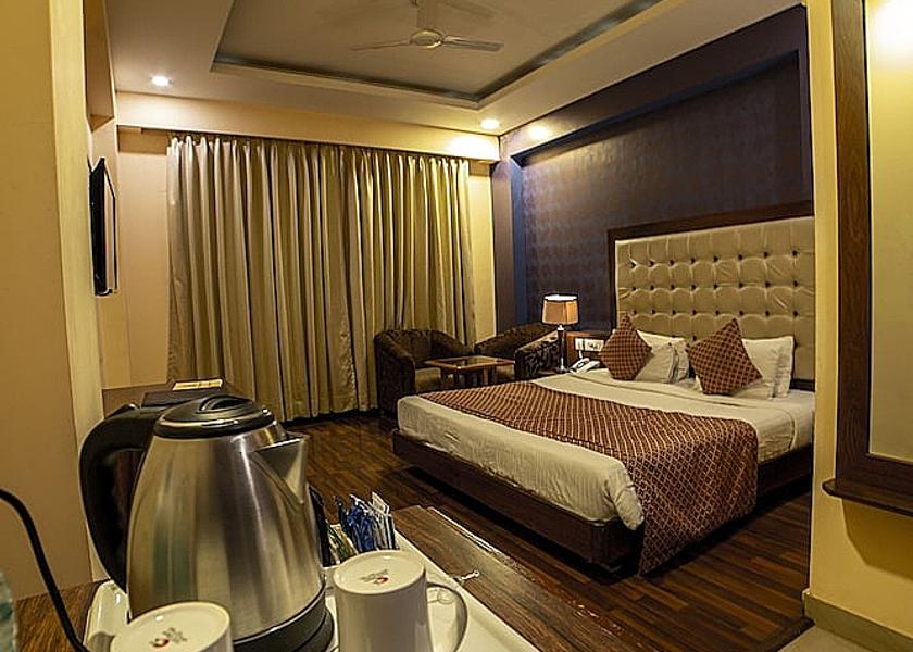 Uttarakhand Dehradun Room