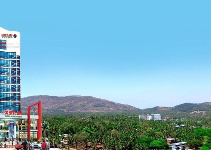 Kerala Perintalmanna Exterior view