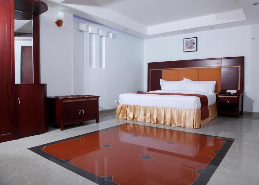 Kerala Perintalmanna Suite Room