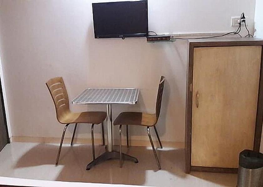 Maharashtra Mumbai Deluxe Room