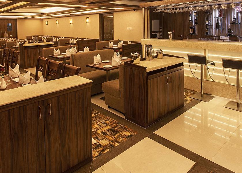 Maharashtra Mumbai Food & Dining