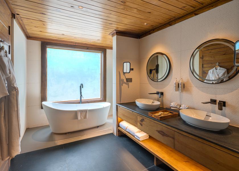 Rajasthan Udaipur Premium Wooden Cottage with Bathtub