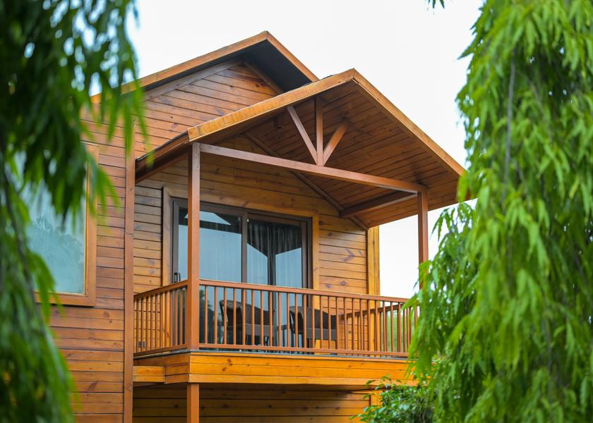 Rajasthan Udaipur Premium Wooden Cottage with Bathtub