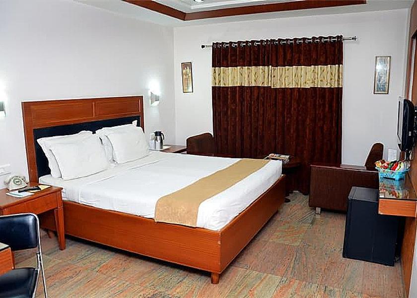 Haryana Chandigarh Deluxe Room