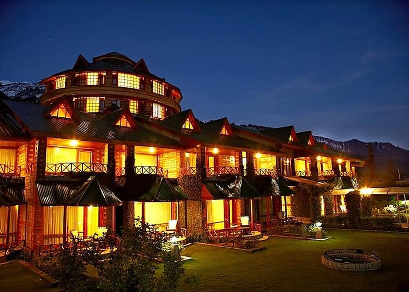 Himachal Pradesh Manali Hotel Exterior