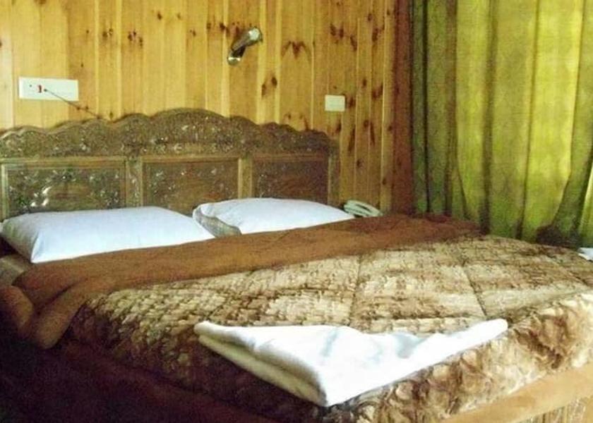 Jammu and Kashmir Sonamarg bedroom