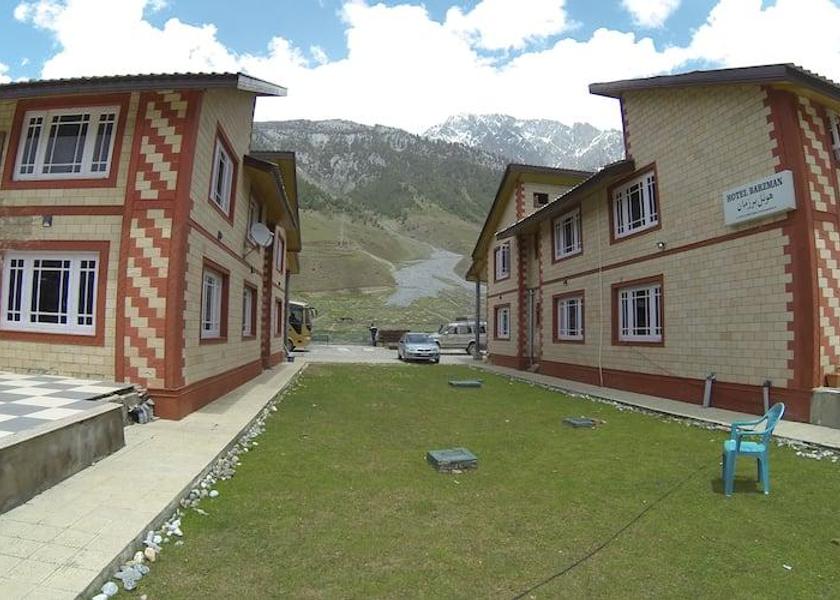 Jammu and Kashmir Sonamarg Hotel View