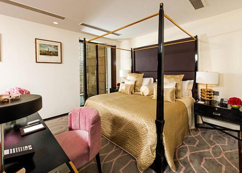 Delhi Delhi Garden Terrace Suite