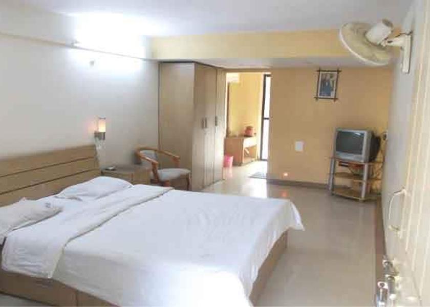Maharashtra Nashik Deluxe Ac
