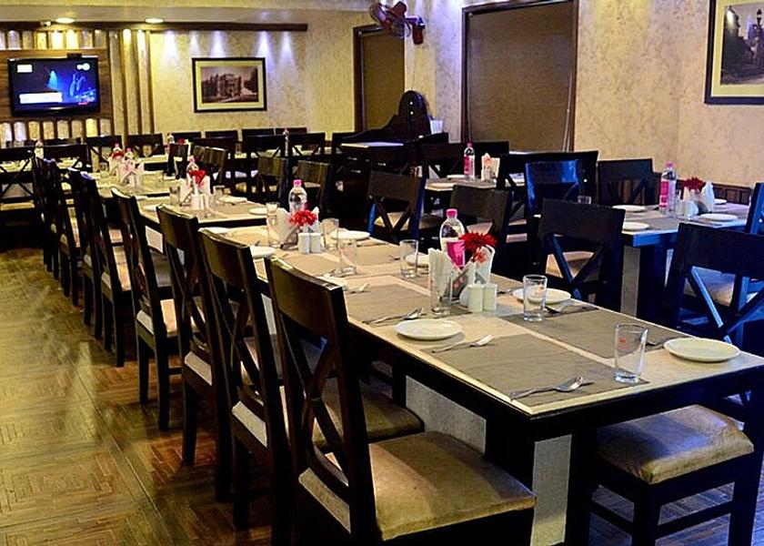 Uttar Pradesh Lucknow Food & Dining