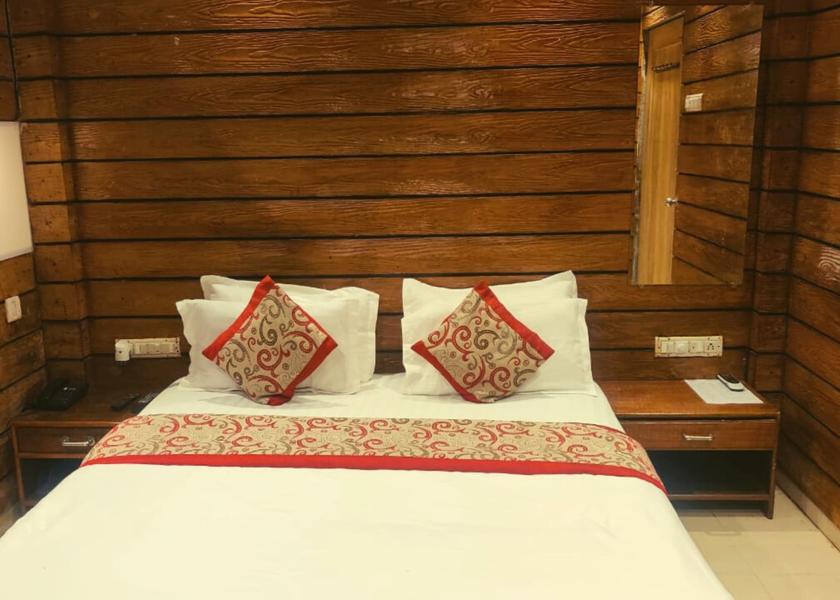 Maharashtra Lonavala Wooden Room