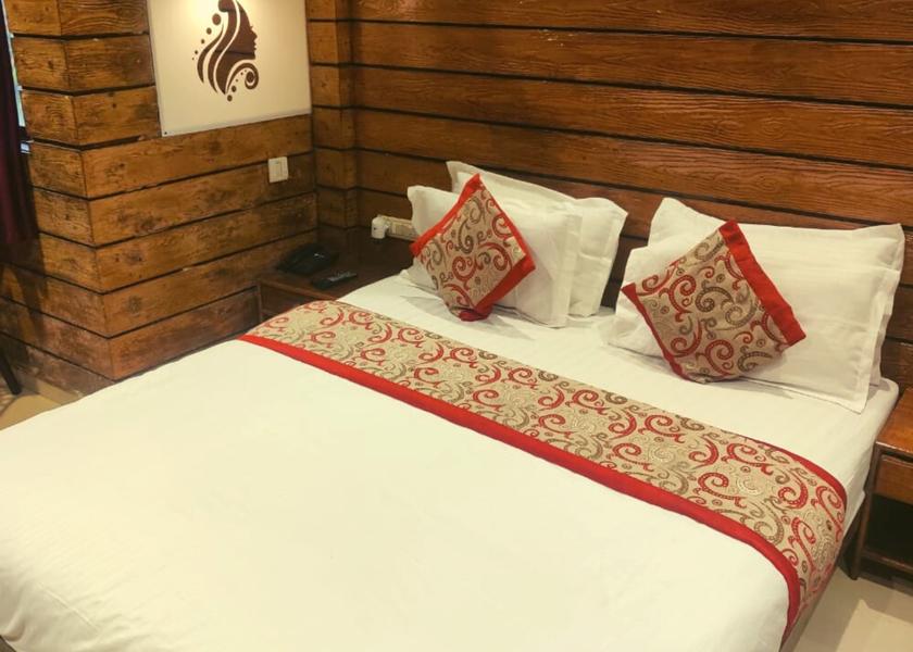 Maharashtra Lonavala Wooden Room