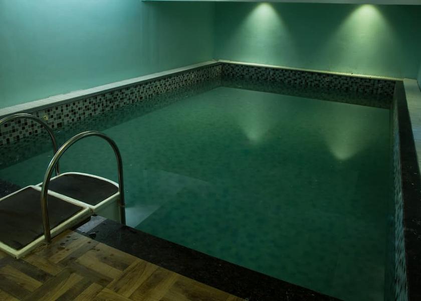 Rajasthan Mount Abu Indoor Pool
