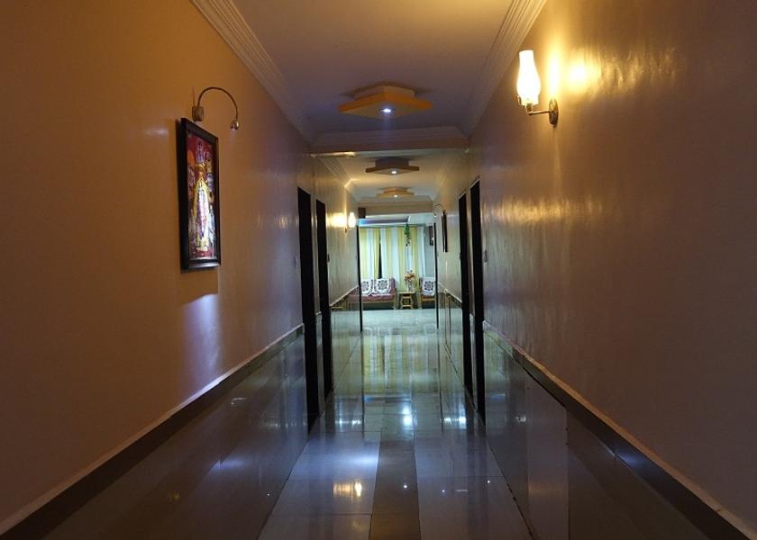 Maharashtra Shirdi Public Areas