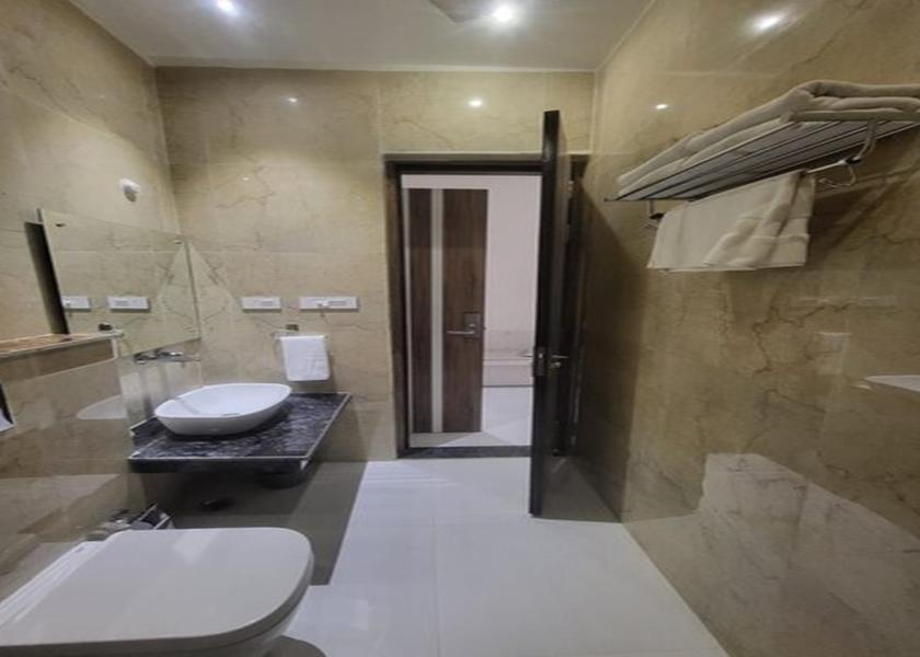 Uttar Pradesh Jhansi Super Deluxe With King Bed